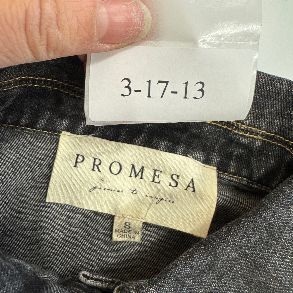 Promesa Jacket Womens Small Black Denim Acid Wash Grunge Raw Hem NJC0893 - Picture 4 of 9
